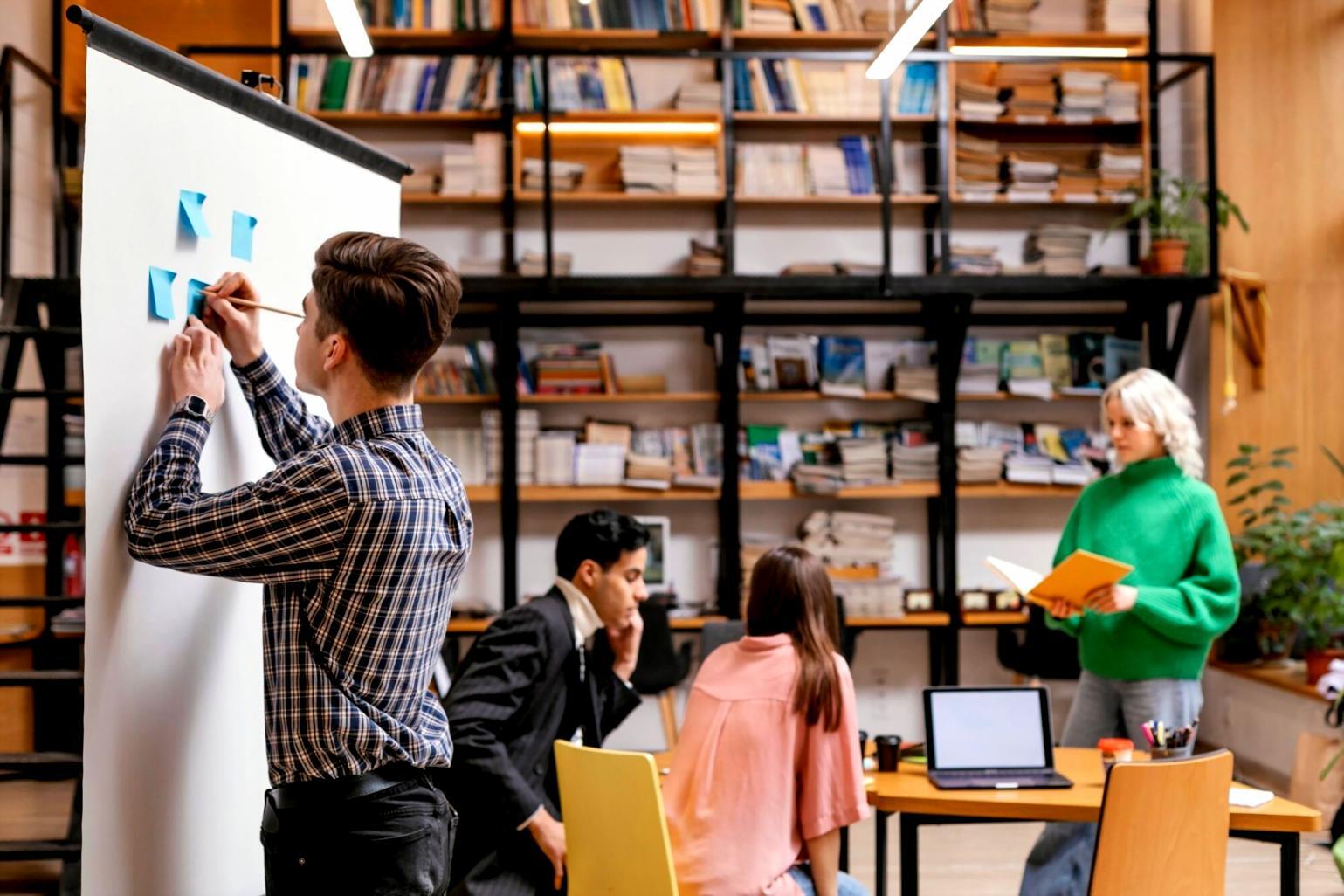 Team-Meeting zur Produktentwicklung